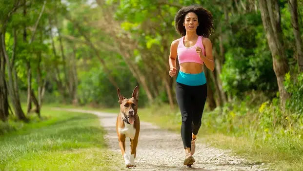 courir avec son chien